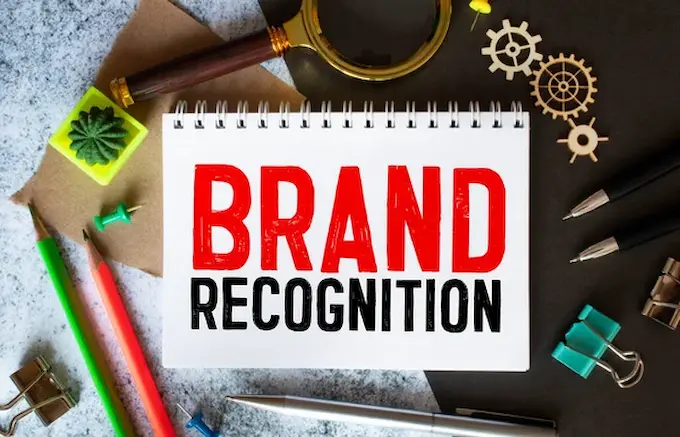 ¿Cómo diseñar un logo que refleje la identidad de tu marca? reconocimiento de la marca a través de la publicidad